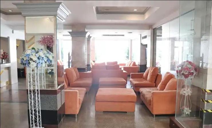 Khách sạn Chaleena Princess Ramkhamhaeng 4*